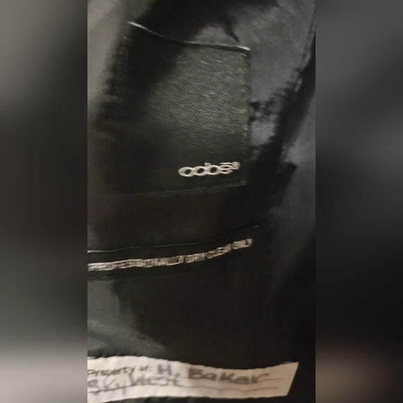 OOBE Tailored Vest In Black. Size XXS - Picture 2 of 8